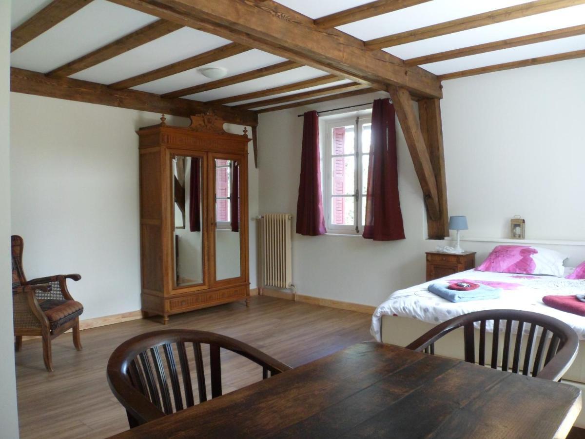 Le Pont Du Roy Bed and Breakfast Besse-et-Saint-Anastaise Eksteriør billede