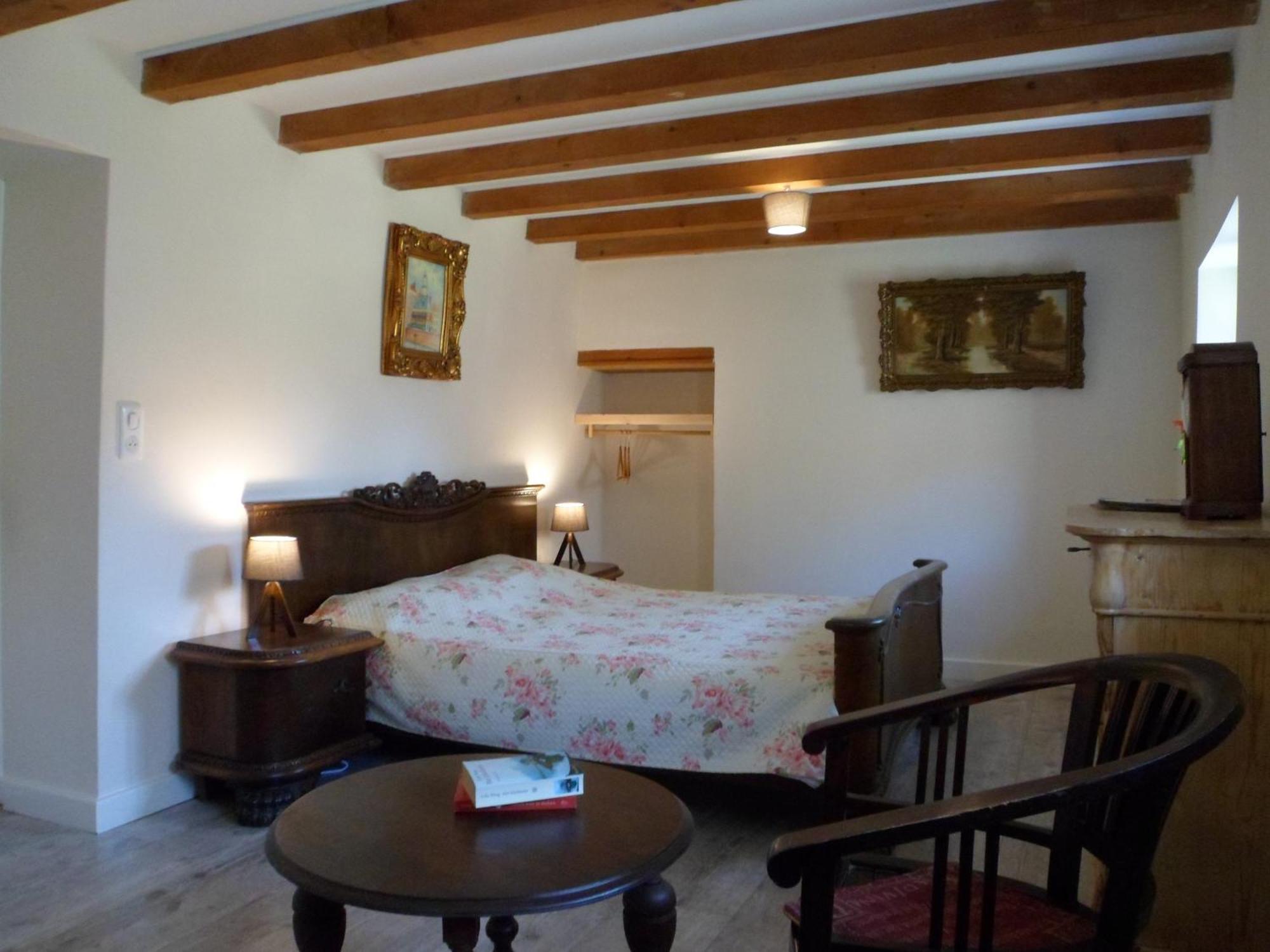 Le Pont Du Roy Bed and Breakfast Besse-et-Saint-Anastaise Værelse billede