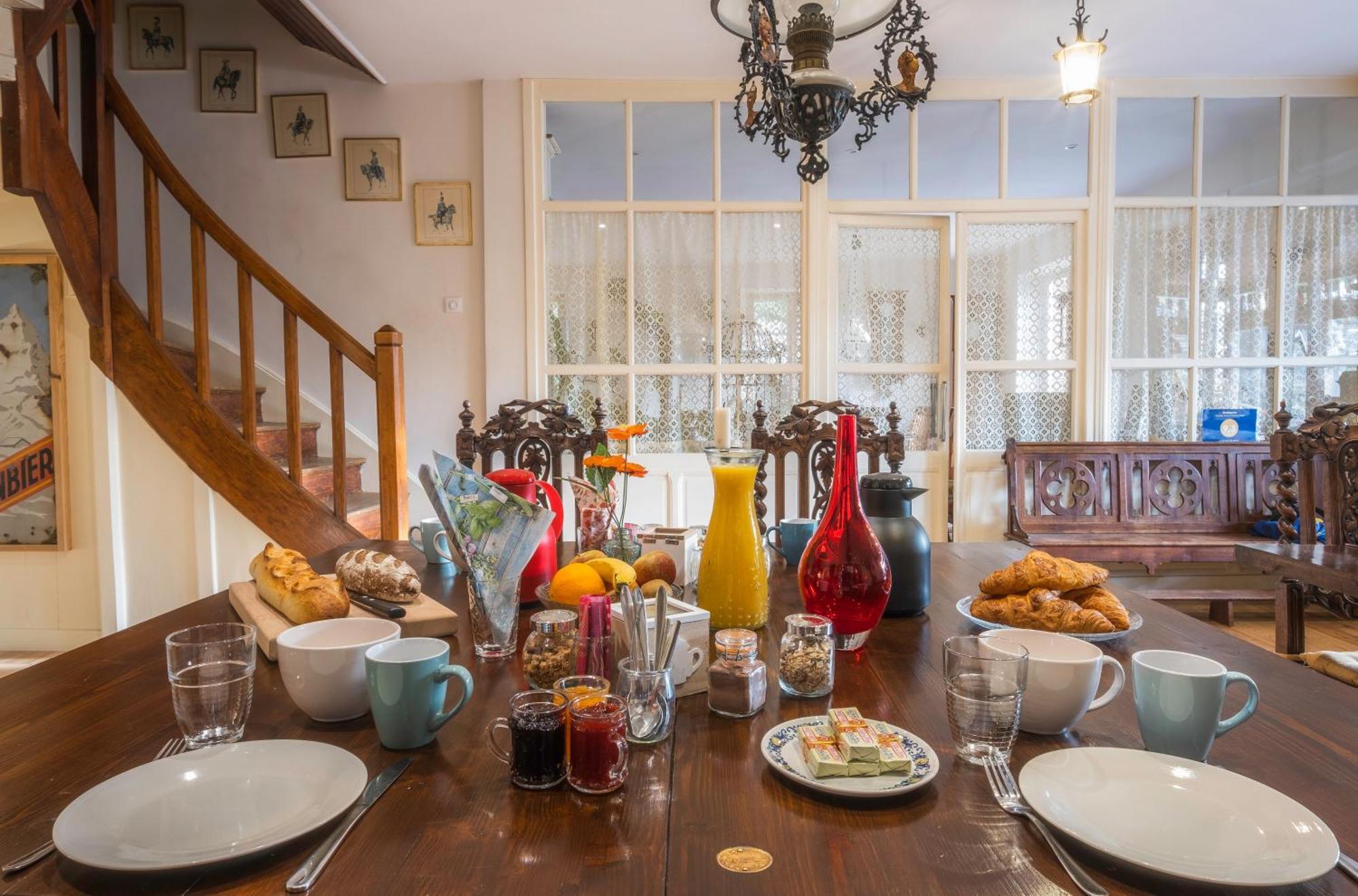 Le Pont Du Roy Bed and Breakfast Besse-et-Saint-Anastaise Eksteriør billede